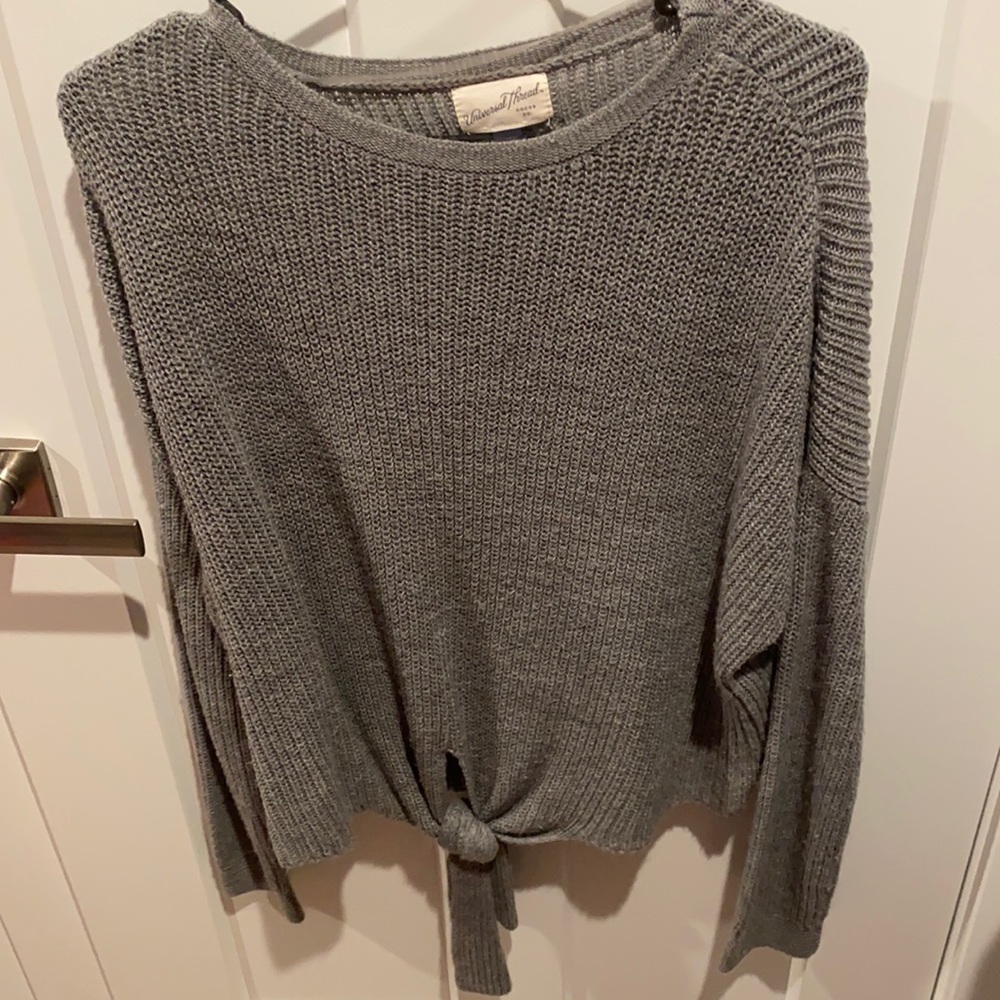 Women’s grey sweater size L- universal thread
